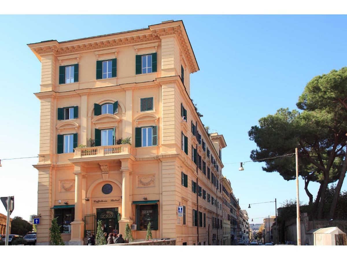 Appartamento D'Epoca Colosseo Art Gallery Rome Extérieur photo